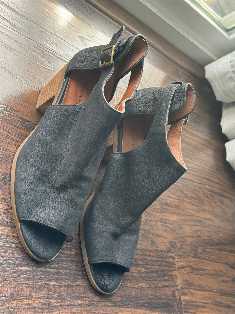 Lucky Brand Black Open-Toe Block Heel Slingback Sandals